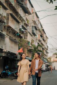 体に良いお菓子が買えるコンビニはどこ？